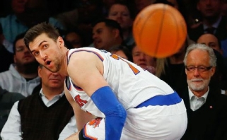 Ph.Jacksonas: be Anthony ir Stoudemire'o mums prireiks Bargnani pelnomų taškų